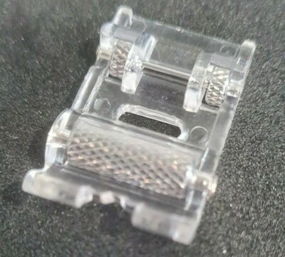 Roller Foot  Vinyl Velvet Suede Leather Fits SINGER (New Type) SEWING MACHINES  - Image 1 of 2