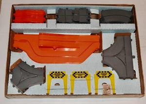 1965 Ideal Motorific Alcan Highway Set Parts - Your Choice - Expand your layout! - Picture 1 of 15