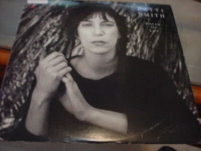 PATTI SMITH dream of life, nm lp ARISTA 1988, original inner sleeve Foto 1 de 2