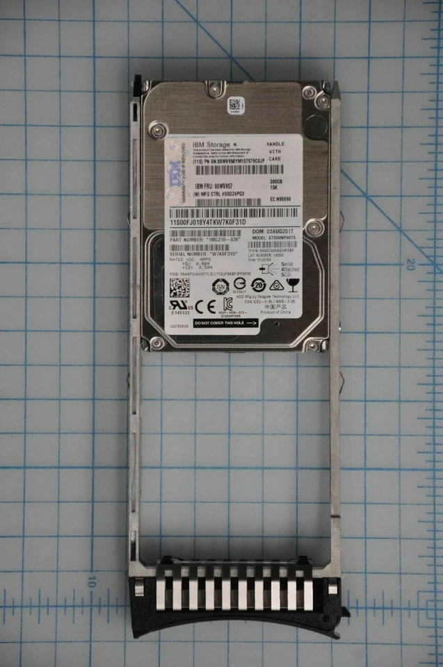 IBM 300GB 10K 64MB SAS-2.5'' ST300MP0015 00WV957 - Image 1 of 3