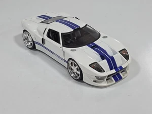JADA DUB CITY 2005 FORD GT WHITE / BLUE 1:24 DIECAST MODEL CAR No Box - Picture 1 of 10