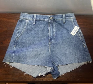 Old Navy Women's Size 10 Higher High-Rise Sky-Hi A-Line Cutoff Jean Shorts Blue - Picture 1 of 4