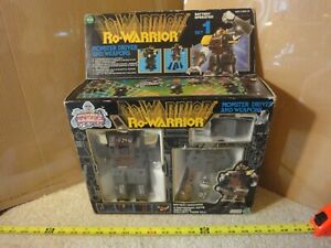 Vintage battery operated Ro-Warrior Monster Driver knockoff Transformer Echo toy