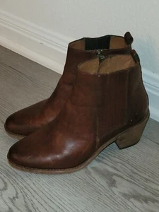 Frye Brown Leather Zip Ankle Boots - Picture 1 of 11
