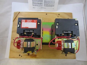 NEW SQUARE D 8903REQ2814G5 LIGHTING TRANSFER SWITCH 30A 3POLE MECHANICALLY HELD - Picture 1 of 5