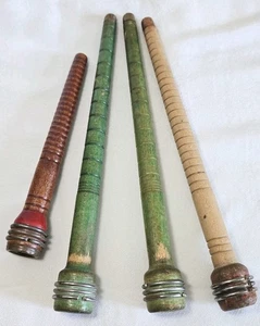 Antike Textilmühlenspulen aus Holz 4 Stück bunte rustikale Deko - Bild 1 von 8