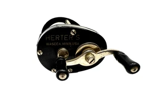 DIFFICILE DA TROVARE!! REEL CASTING VINTAGE HERTER'S WASECA,MINN,USA MADE IN GERMANY - Foto 1 di 8