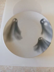Set of 4 Mesa Brasil Halloween Ghost Gray and Black Dinner Plates 10 1/2" - Picture 1 of 8
