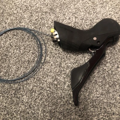 New SHIMANO 105  11s Mechanical  SHIFTER Hydro  ST-R7020 RIGHT HAND STI Lever - Image 1 of 4