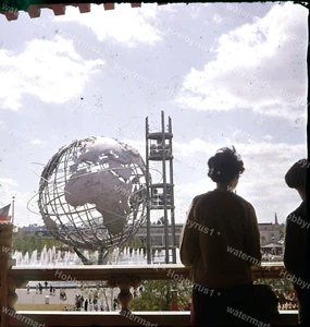 New York World Fair Unisphere 1964 Original 120mm Photo Transparency Glass Slide - Picture 1 of 1