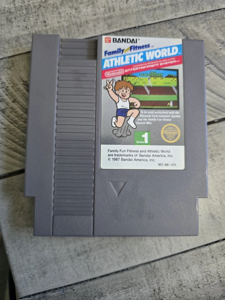 Athlectic World Nes - Photo 1/1