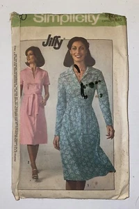 1970's Simplicity Misses' Dress Pattern 7960 Size 14 UNCUT 1977 Unused - Picture 1 of 8