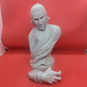 1/4 Scale DRACULA BUST - Picture 1 of 2