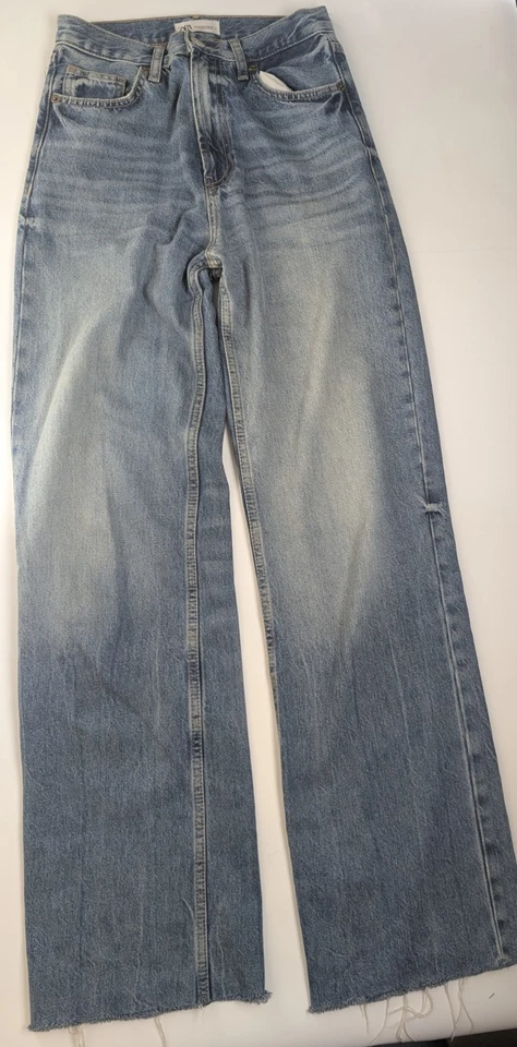 Pantalones de mezclilla para mujer ZARA de pierna ancha azules talla 2 (34 EUR) hechos en Turquía dobladillo crudo 32... Foto 1 de 4
