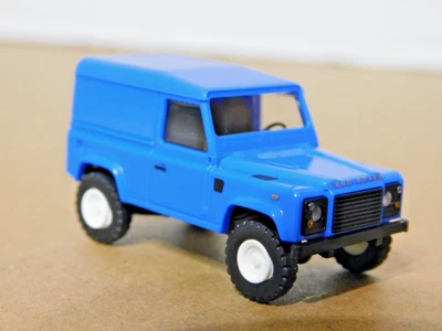 Busch 54390  1/87 Land Rover Defender 1990 Panel Truck Blue NIB - Image 1 of 4
