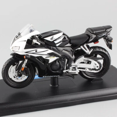 1/18 Maisto Honda CBR1000RR Fireblade 2007 motorcycle model  Bike diecast toys - Image 1 of 4