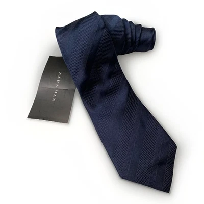 Corbata Zara HOMBRE Elegante Ajustada 62 x 3 In Azul Marino Sólido Nueva Con Etiquetas Foto 1 de 4