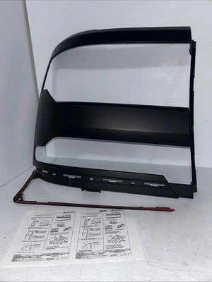 Chevrolet Silverado 1500 2016-2018 moldura de faro derecho negro PN #19332415 OEM Foto 1 de 4