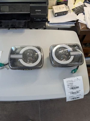 Passenger Right Headlight Fits 84-96 CHEROKEE 2129632 - Image 1 of 4