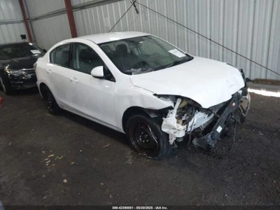 Mazda 3 2010 usado OEM caja de fusibles 155000 millas pieza genuina 646-13717 Foto 1 de 4