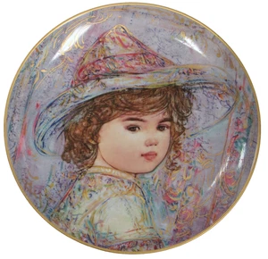 EDNA HIBEL PIATTO DA COLLEZIONE OMAGGIO AI BAMBINI KAYLI IL MONDO CHE AMO CON COA - Foto 1 di 4