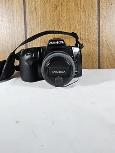Minolta Maxxum 400si Bundle 35mm AF SLR & AF Zoom 35-70mm f/3.5-4.5 Lens Tested - Picture 1 of 16