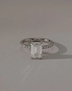 2.52Ct Emerald Cut IGI Certified Lab Grown Diamond Wedding Ring 14K White Gold - Picture 1 of 7