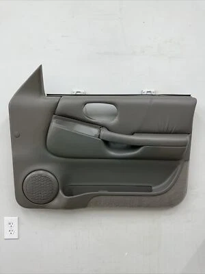 98-04 Chevy Blazer Jimmy S-10 GMC Sonoma Front Passenger Door Panel Power OEM - Image 1 of 4