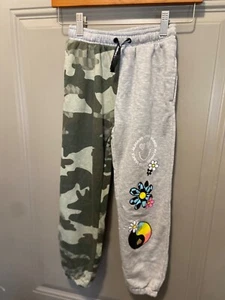 Justice Sport Girls SZ S 7/8 Camo Joggers..Always Good Vibes..60's Graphic READ - Picture 1 of 5