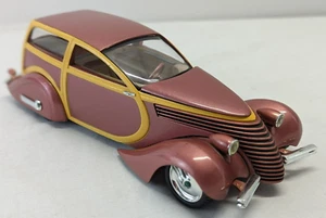 Ertl Diecast 1999 American Muscle Posies 1:24 Model Car USA - Picture 1 of 15
