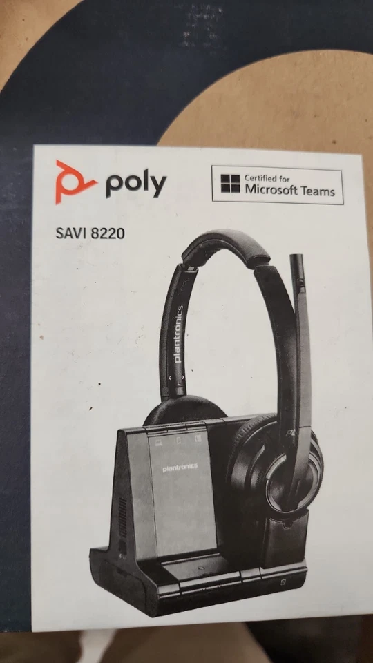 Plantronics SAVI 8200 Series W8220-M Wireless DECT Headset System - Black