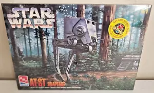 AMT Star Wars AT-ST Snapfast Kit # 8734 Factory Sealed - Picture 1 of 5