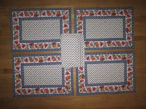 Set of 4 Vtg VERA BRADLEY Blue Provence Floral Quilted Placemats + 4 Napkins - Picture 1 of 5