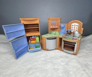 Fisher Price liebevolle Familie Doppelzeit Küche Spüle Herd Lichter Sounds & Kühlschrank - Bild 1 von 9