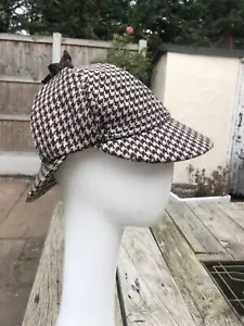 VINTAGE 6 3/4 DEERSTALKER HAT FLAP EARS BROWN DEIGE DOGSTOOTH TWEED WOOL BLEND - Picture 1 of 12