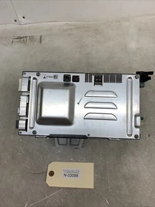 2018 TESLA MODEL 3 OEM MEDIA COMPUTER CONTROL MODUEL ECU 33098 U1 - Picture 1 of 10