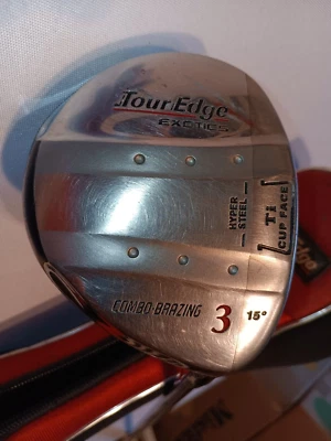Driver de golf Tour Edge Exotics 3 madera 15° S-flex diestro 43 pulgadas con cubierta Foto 1 de 4