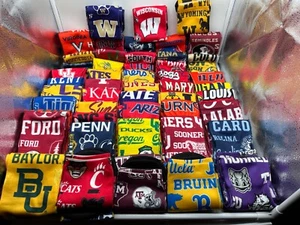 NEW ONE PAIR MENS "FOR BARE FEET" OFFICIALLY LICENSED COLLEGIATE SOCKS - Picture 1 of 174