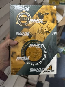 1998 PINNACLE MINT COLLECTION BASEBALL FACTORY SEALED JUMBO BOX- 24 COINS IN BOX - Picture 1 of 5