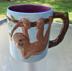 Taza de café perezoso en árbol 3D - Imagen 1 de 12