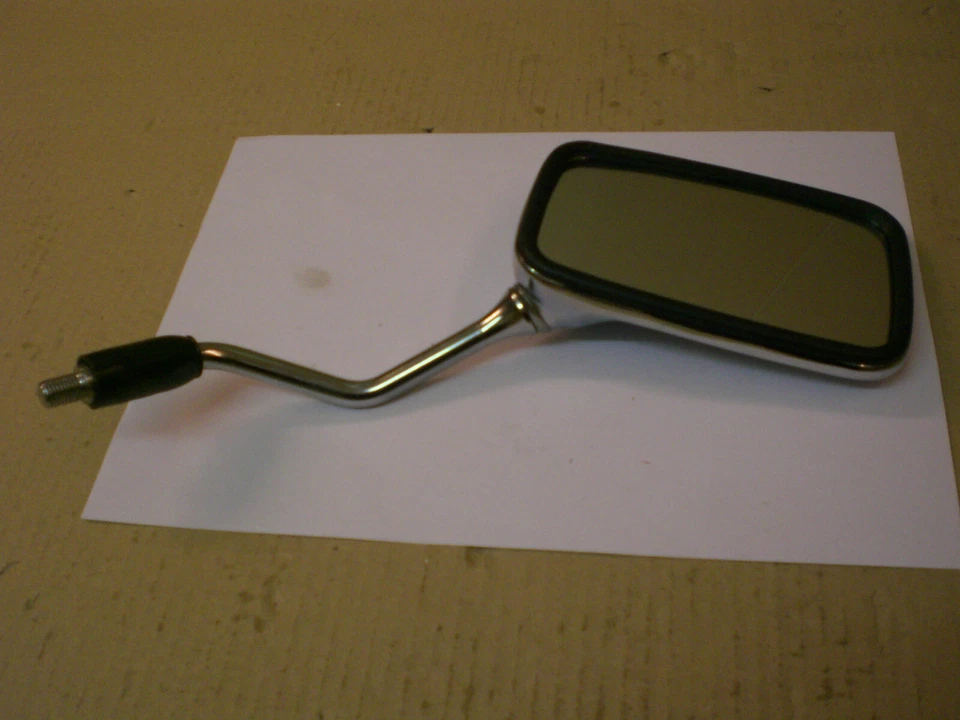 Honda  CM250 T Spiegel R NOS neu Original - Bild 1 von 1