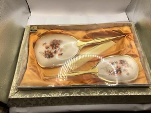 Vintage FIFTH AVENUE Gold Plated Boudoir Dressing Table Brush,Mirror & Comb Set - Picture 1 of 24