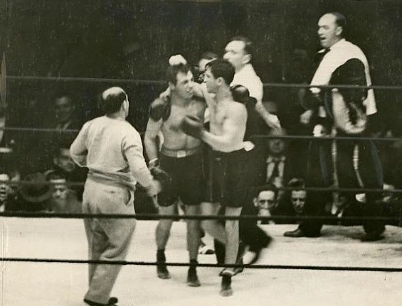 FOTO BOXEO BARNEY ROSS vs TONY CANZONERI 8X10 Foto 1 de 1