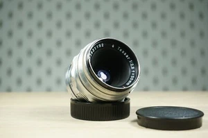 Carl Zeiss Jena TESSAR 50/2.8 red T, 14 blades, M42 mount + caps #3631192 - Bild 1 von 13
