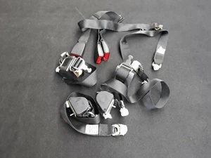 Cinturones de seguridad Mercedes Benz SLC C107 Seat belts set Sicherheitsgurt - Imagen 1 de 2