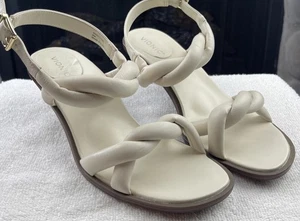 Vionic Angelica Slingback Sandals Low Kitten Heel Cream 8 - Picture 1 of 12