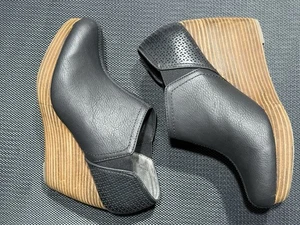 Dr. Scholls  Harlow SZ 8M Women’s Black /Brown Wedge Bootie - Picture 1 of 7