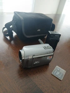 JVC Everio G Series Hard Disc Camera GZ-MG630SU Silver - Picture 1 of 10