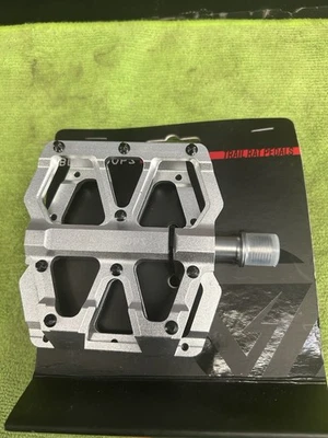 NUEVO DE LOTE BLACK OPS TRAIL RAT PLATA 9/16 PEDALES ALEACIÓN Foto 1 de 4