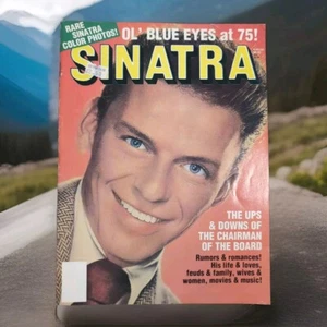 1990 FRANK SINATRA at 75 magazine Rare Color Photos Collectable H605 - Imagen 1 de 4
